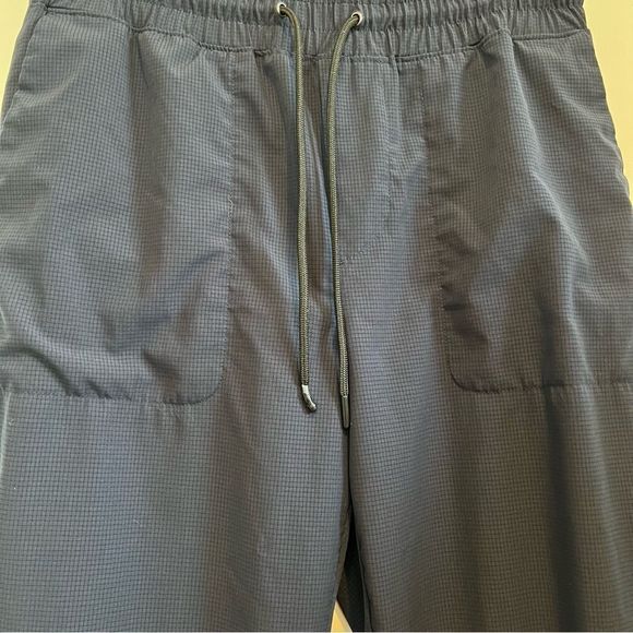 Banana Republic Slim Motion Tech Jogger Navy size M - Picture 5 of 10